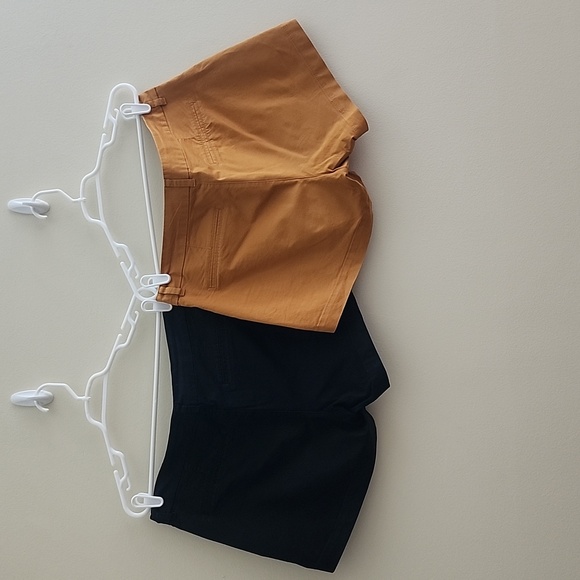 Old Navy, size 12, black and mustard yellow shorts. - Picture 3 of 8